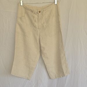 Women's Tan Capris